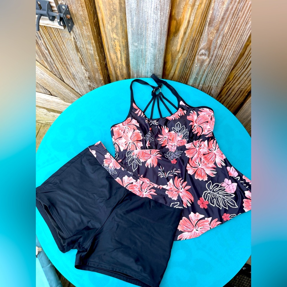Yonique Floral Halter Tankini with Black Shorts Size Large